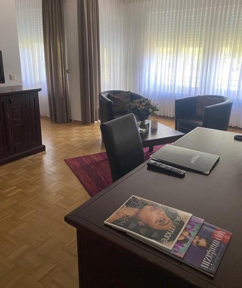 Residenz Hotel Am Festspielhaus Реклингхаузен Экстерьер фото